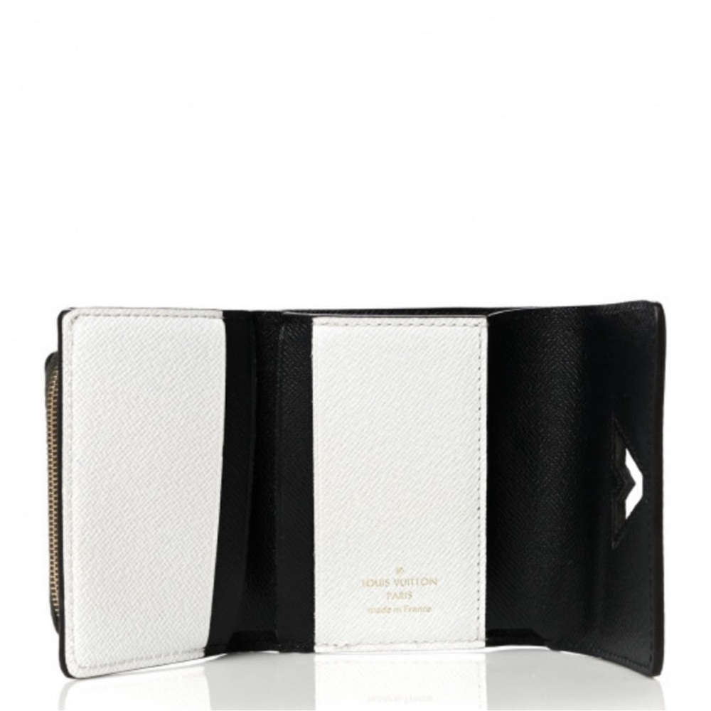 Louis Vuitton Epi Twist Wallet - Picture 5 of 11